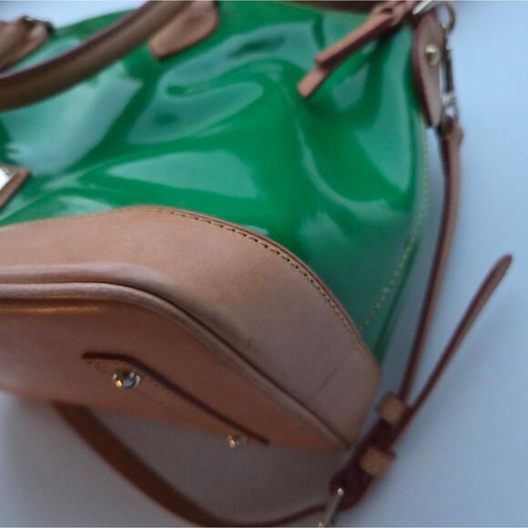 Dooney & Bourke Patent Darcy Satchel Double Handle Grass Green Handbag - Picture 15 of 15